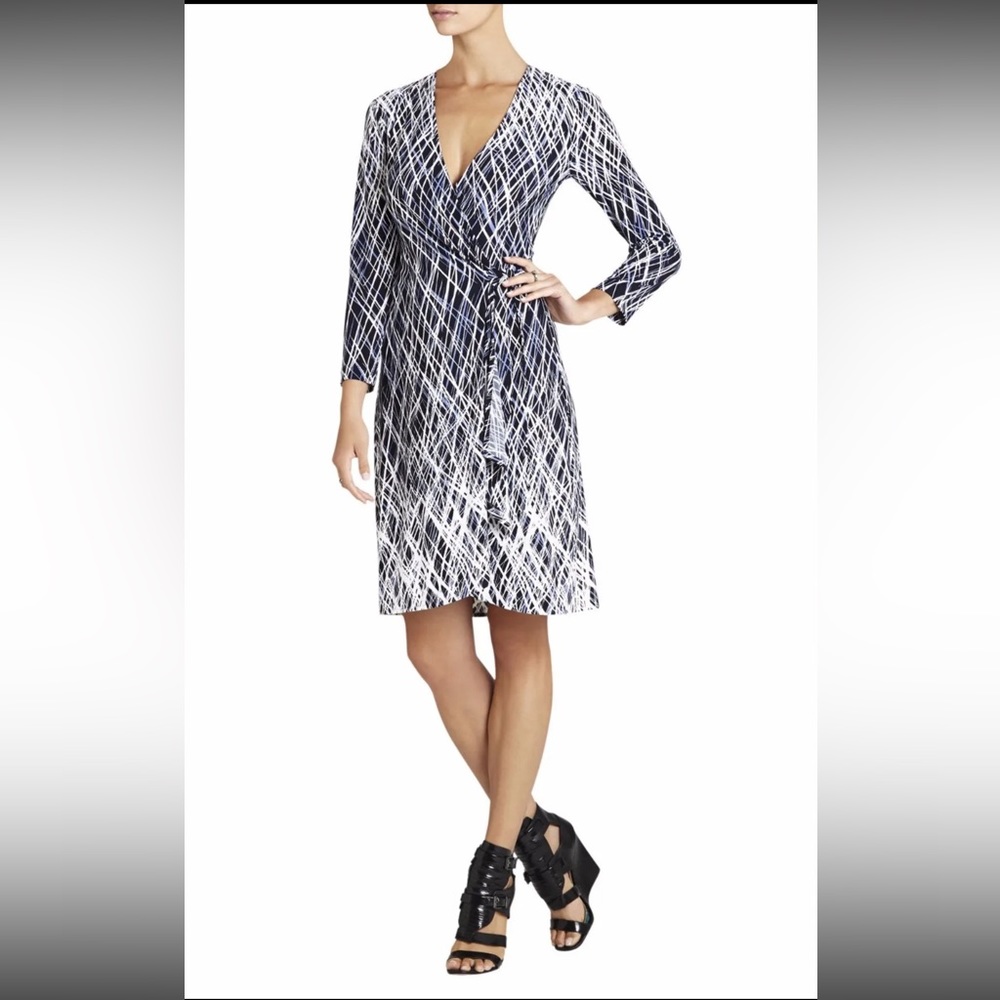 NEW BCBGMAXAZRIA DARK NAVY COMBO ADELE PRINTED WRAP DRESS SIZE XXS